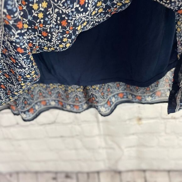 Max Studio Blue Floral Skirt Large - Picture 2 of 4